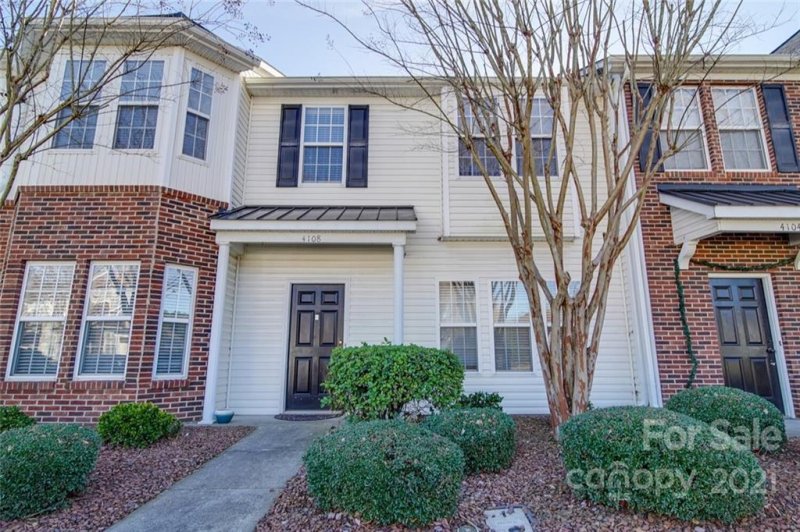 Property image 2 at 4108 Kenton Glenn Court, Concord, NC 28027