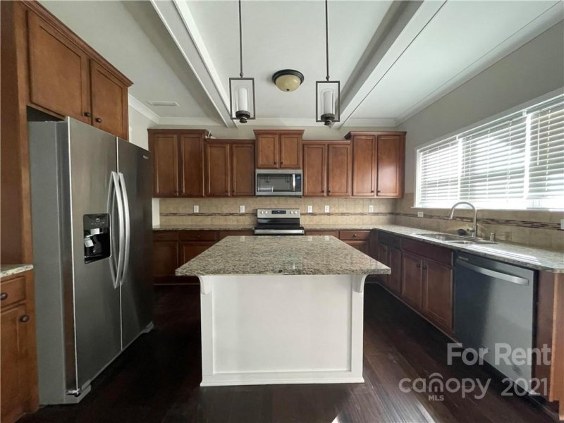 Property image 3 at 3008 Mallard Duck Court, Mount Holly, NC 28120