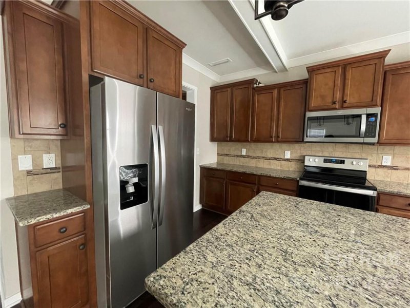 Property image 4 at 3008 Mallard Duck Court, Mount Holly, NC 28120