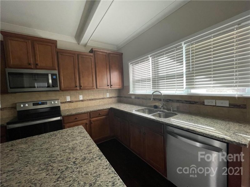 Property image 5 at 3008 Mallard Duck Court, Mount Holly, NC 28120