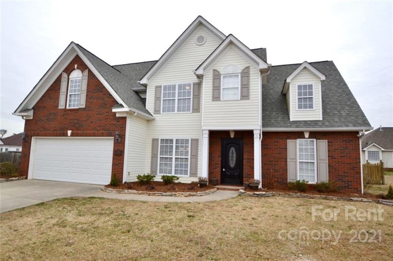 1406 Williamsburg Lane