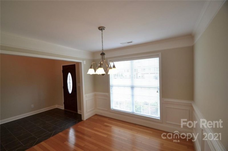 Property image 2 at 1406 Williamsburg Lane, Monroe, NC 28110