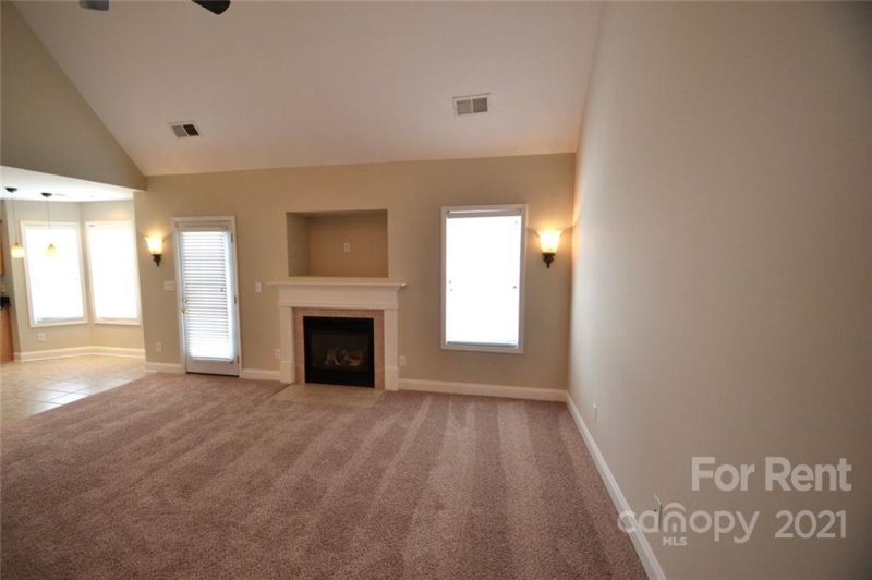 Property image 3 at 1406 Williamsburg Lane, Monroe, NC 28110