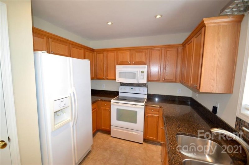 Property image 5 at 1406 Williamsburg Lane, Monroe, NC 28110