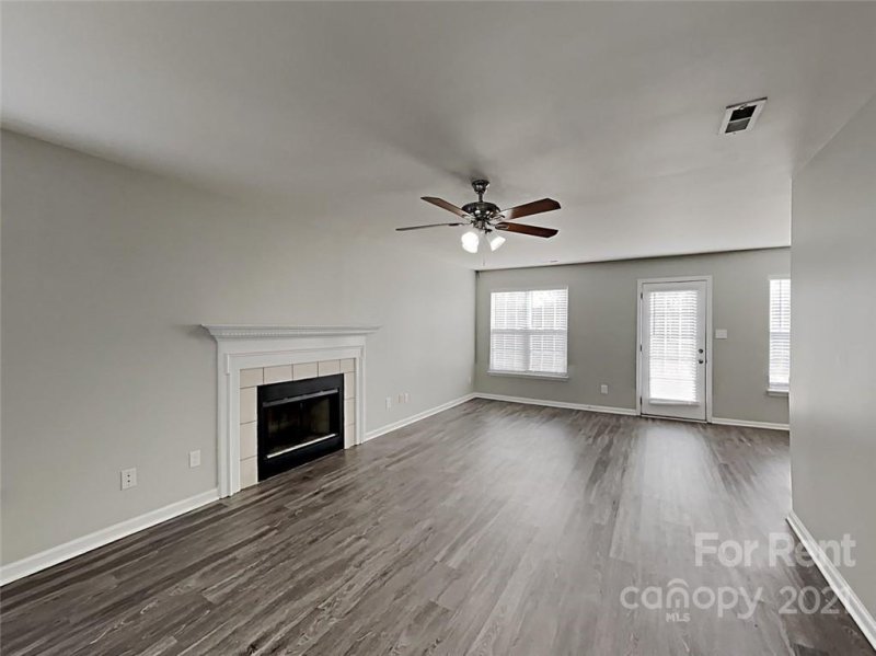 Property image 3 at 4288 Maybrook Court, Concord, NC 28027