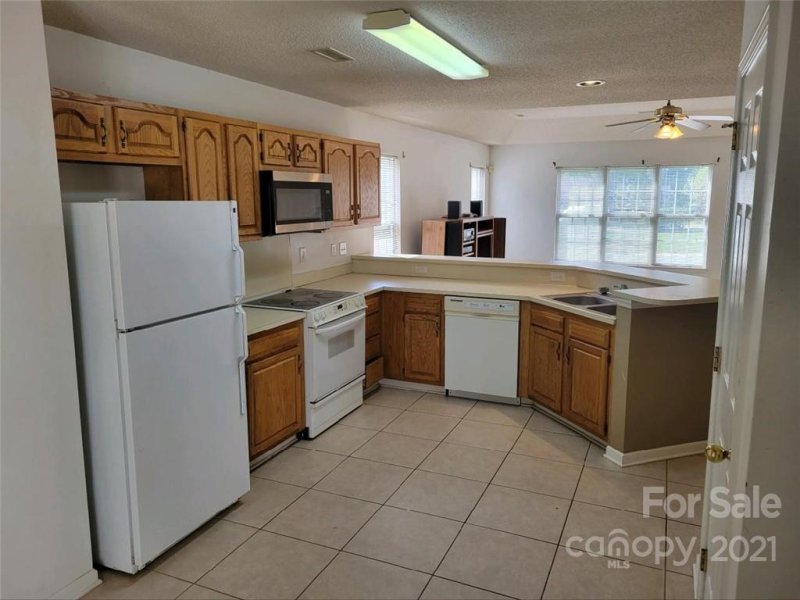 Property image 5 at 7211 Petal Court, Charlotte, NC 28227