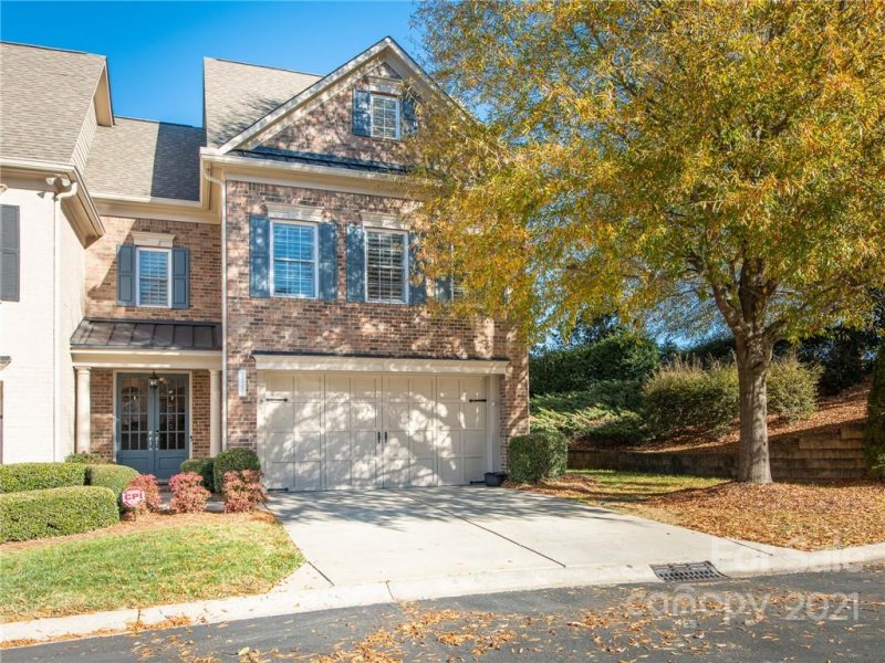 11737 Easthampton Circle