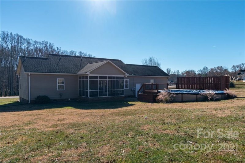 Property image 2 at 1000 Creekside Drive, Lincolnton, NC 28092
