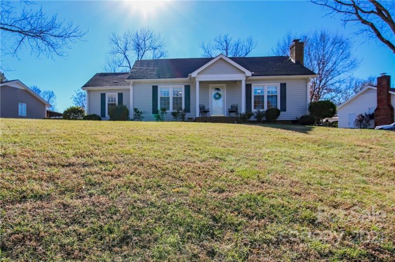 Property image 2 at 8201 Inverary Place, Charlotte, NC 28226