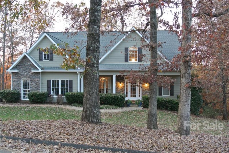 Property image 2 at 102 Major Fergusons Hill, Rutherfordton, NC 28139