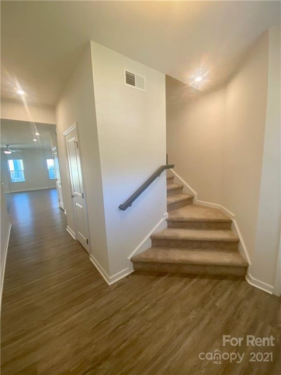 Property image 3 at 319 Pond Place Lane, Matthews, NC 28104