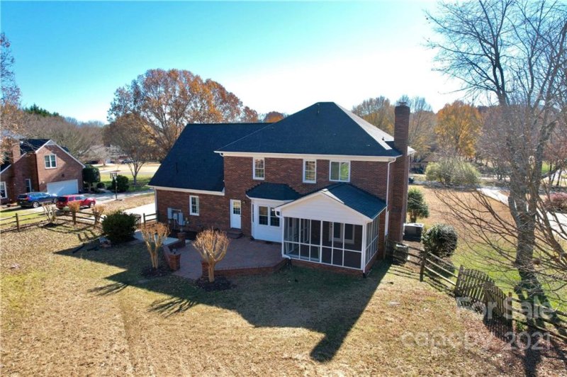 Property image 2 at 6135 Highview Road, Matthews, NC 28104