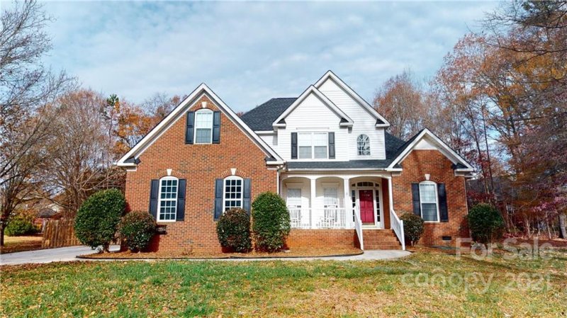2908 Dahlonega Court