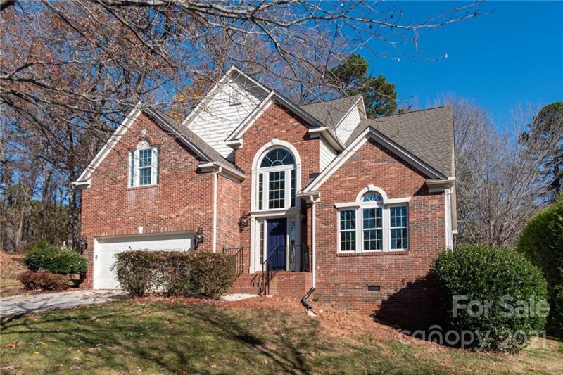 Property image 3 at 21200 Baltic Drive, Cornelius, NC 28031