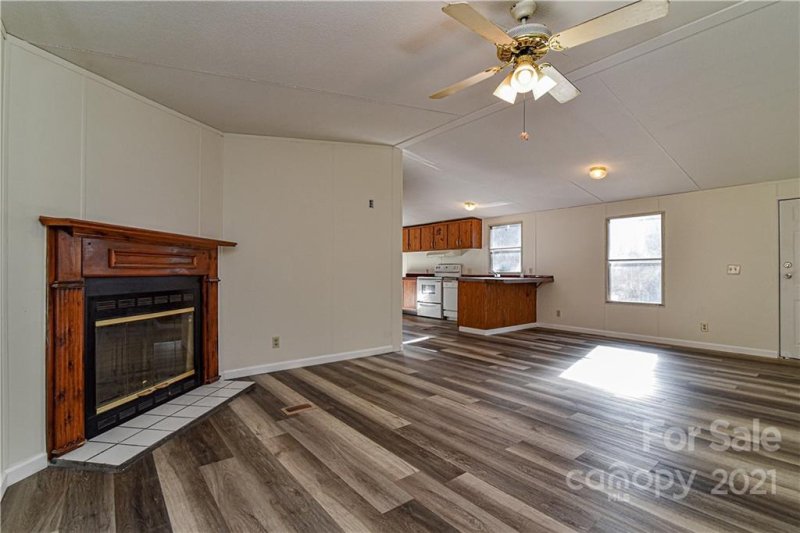 Property image 4 at 514 Primrose Drive, Asheville, NC 28806