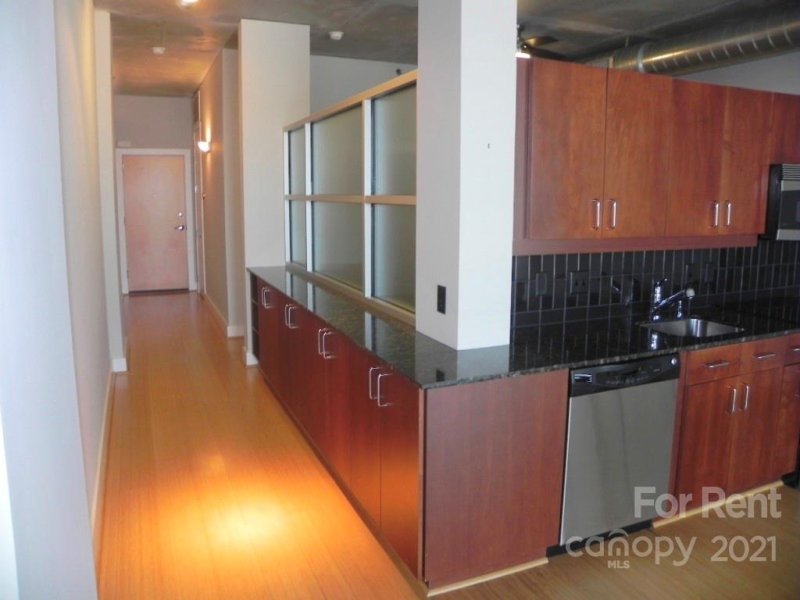 Property image 5 at 505 E 6th Street, Charlotte, NC 28202