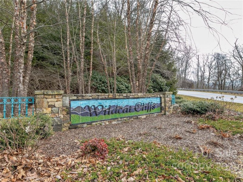 Property image 2 at 999 Peregrine Lane, Asheville, NC 28804