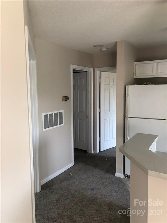 Property image 3 at 8111 Cedar Glen Drive, Charlotte, NC 28212