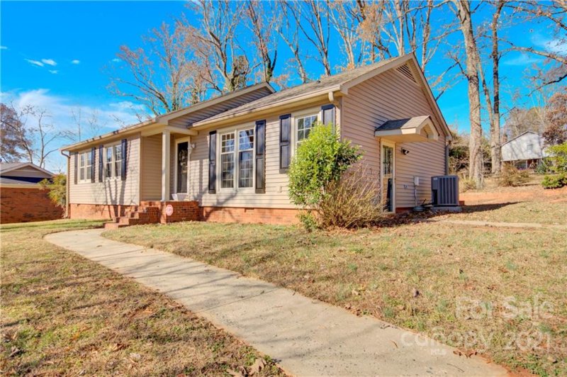 Property image 5 at 7243 Fox Hunt Road, Charlotte, NC 28212