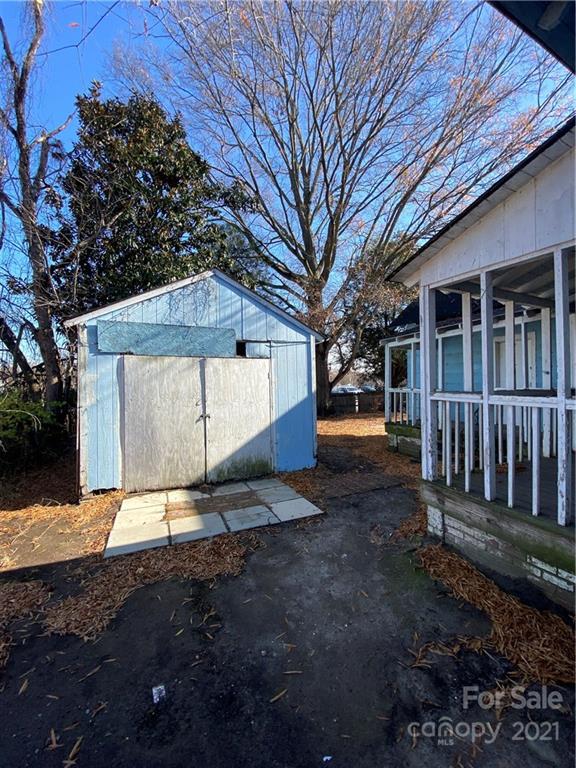 Property image 3 at 210 S Millon Street, Gastonia, NC 28052