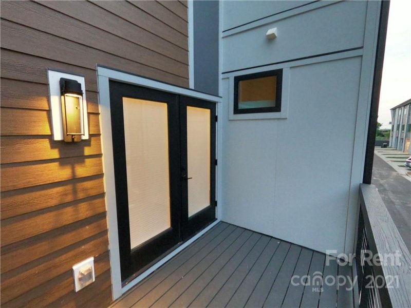 Property image 5 at 1213 Minter Place, Charlotte, NC 28203