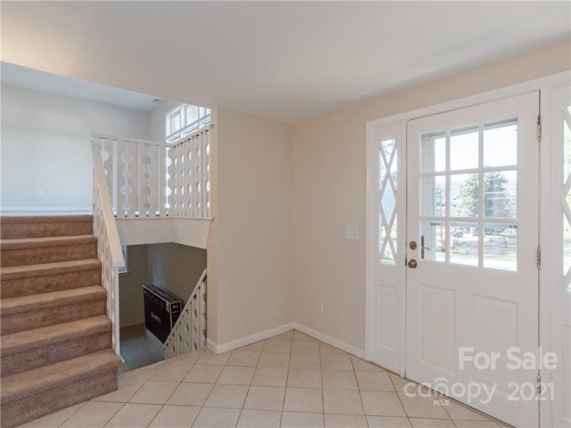 Property image 3 at 98 Brightwater Heights Drive, Hendersonville, NC 28791