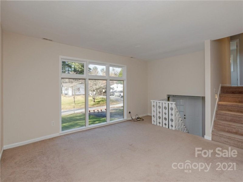 Property image 4 at 98 Brightwater Heights Drive, Hendersonville, NC 28791