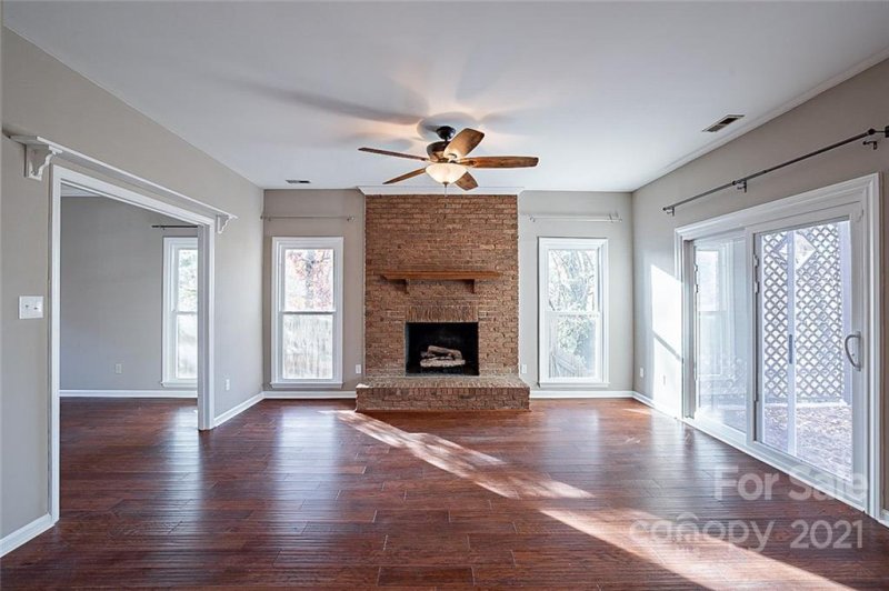 Property image 2 at 2132 Colony Hill Drive, Charlotte, NC 28214