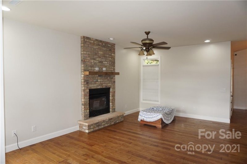 Property image 2 at 1152 King George Court, Lenoir, NC 28645