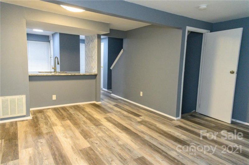 Property image 3 at 7325 Pebblestone Drive, Charlotte, NC 28212