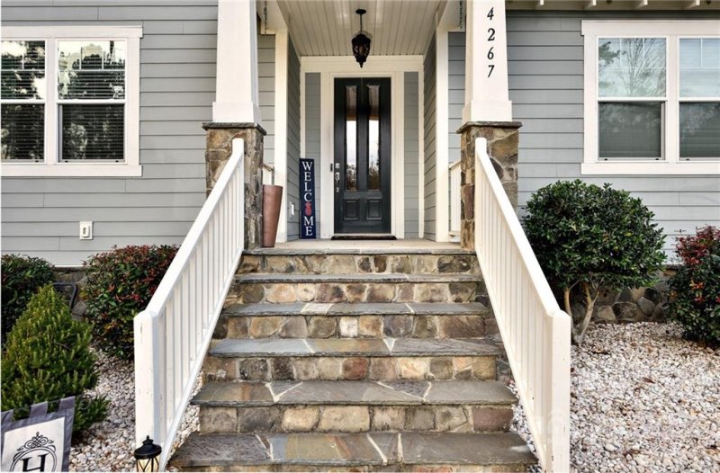 Property image 2 at 4267 Island Fox Lane, Denver, NC 28037