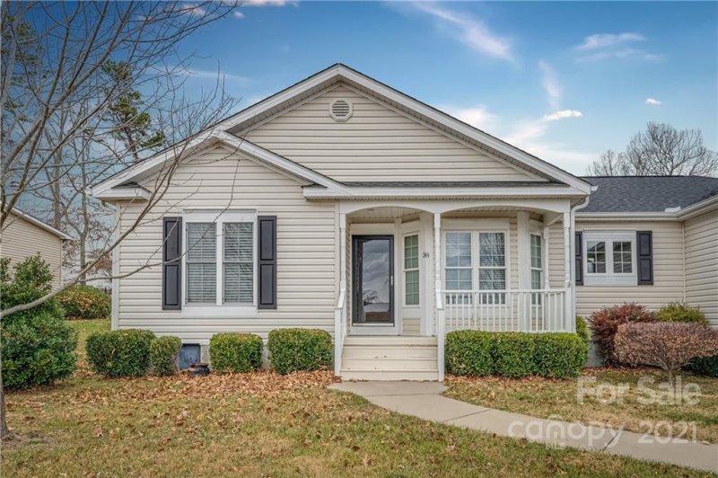 Property image 3 at 38 Stephanie Lane, Hendersonville, NC 28792