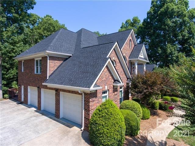 Property image 2 at 1024 Spyglass Lane, Waxhaw, NC 28173