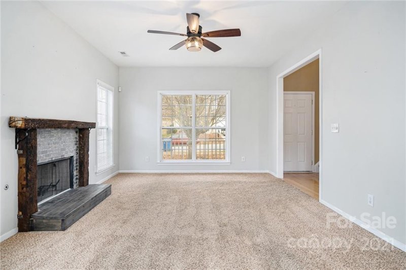 Property image 3 at 8125 Chatham Oaks Drive, Concord, NC 28027