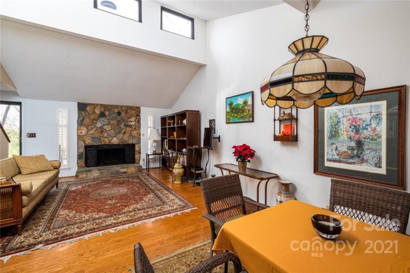 Property image 3 at 7915 Carmel Oaks Court, Charlotte, NC 28226