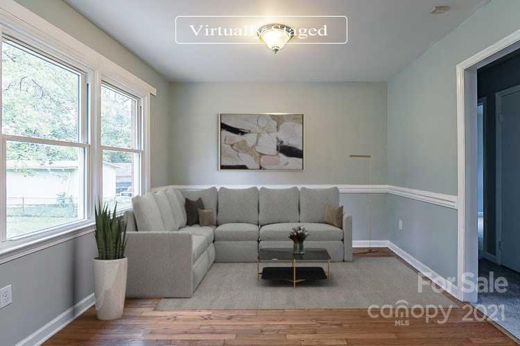 Property image 2 at 4818 Delivau Drive, Charlotte, NC 28215