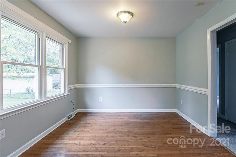 Property image 3 at 4818 Delivau Drive, Charlotte, NC 28215