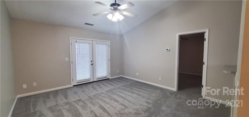 Property image 3 at 1053 Meadowbrook Lane, Concord, NC 28027