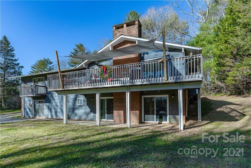 Property image 3 at 118 Meadowbrook Circle, Brevard, NC 28712
