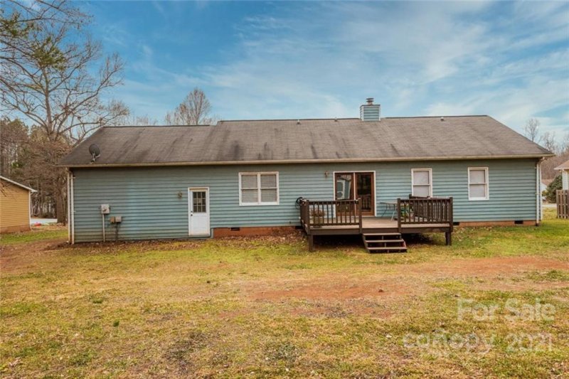 Property image 3 at 3778 Mattingly Drive, Hickory, NC 28602