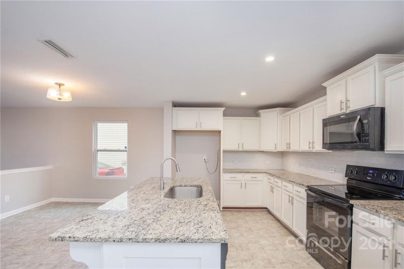 Property image 4 at 1564 Brett Shane Court, Gastonia, NC 28052