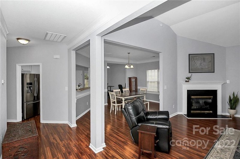 Property image 4 at 8430 Newfane Road, Charlotte, NC 28269