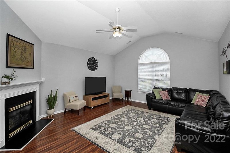 Property image 5 at 8430 Newfane Road, Charlotte, NC 28269