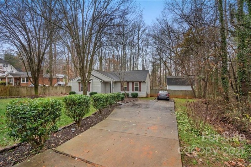 Property image 2 at 5519 Brickstone Drive, Charlotte, NC 28227