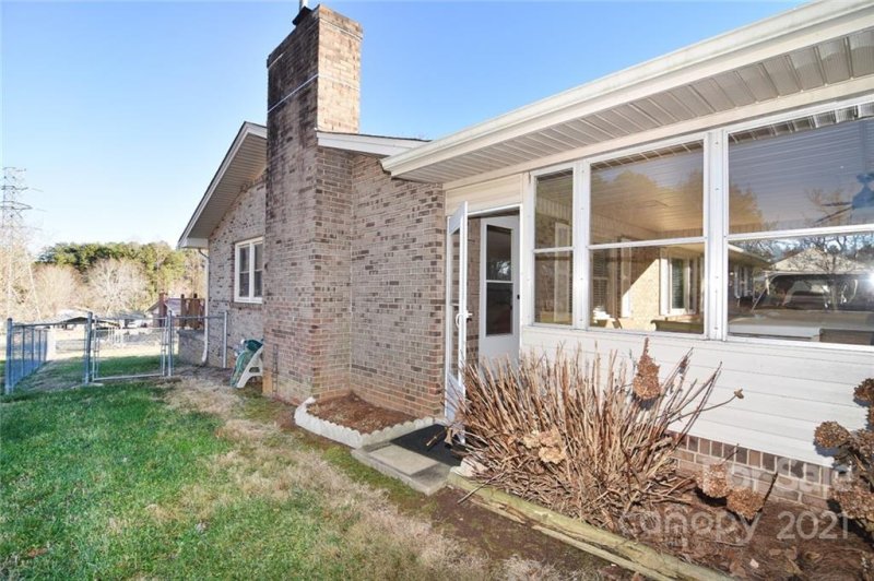 Property image 3 at 2230 24th Street, Hickory, NC 28601