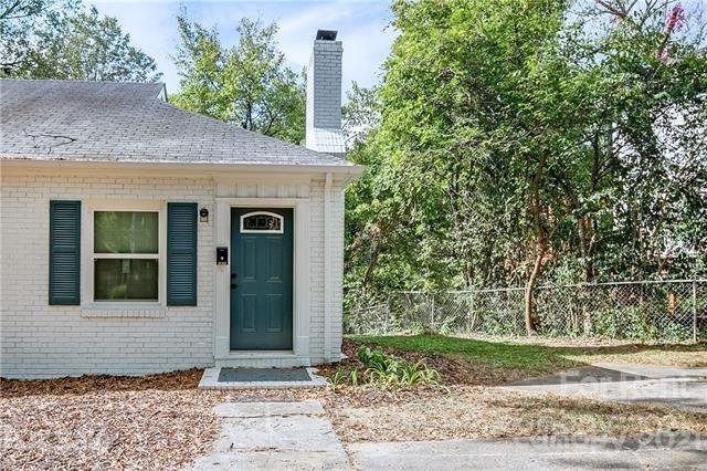 Property image 2 at 1820 Kensington Drive, Charlotte, NC 28205