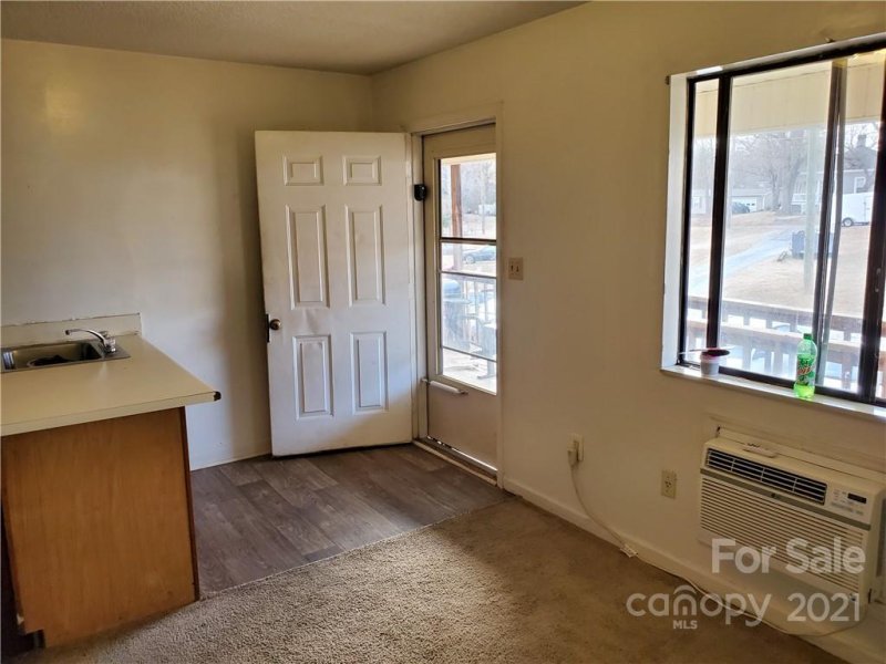 Property image 3 at 309 Walnut Street, Clover, SC 29710