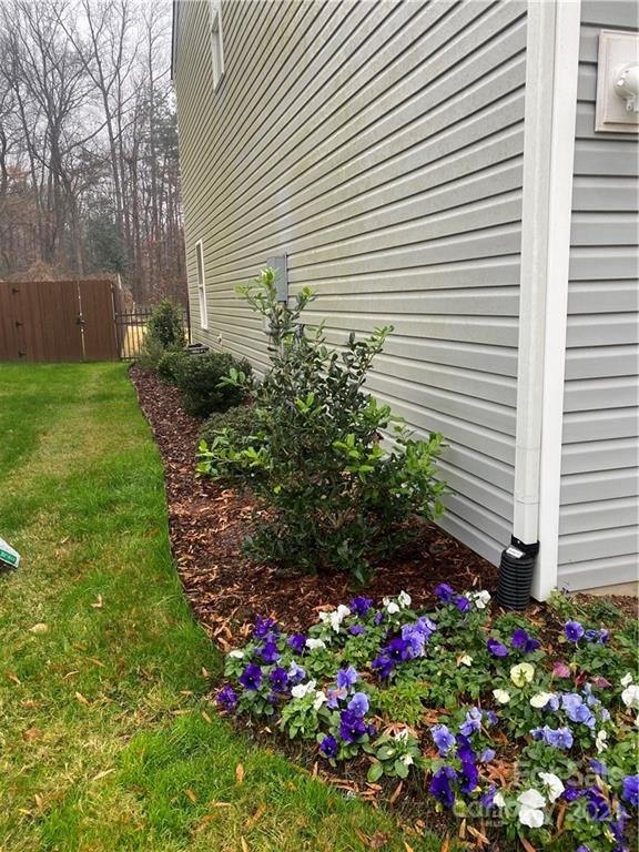 Property image 4 at 6905 Ware Road, Charlotte, NC 28212