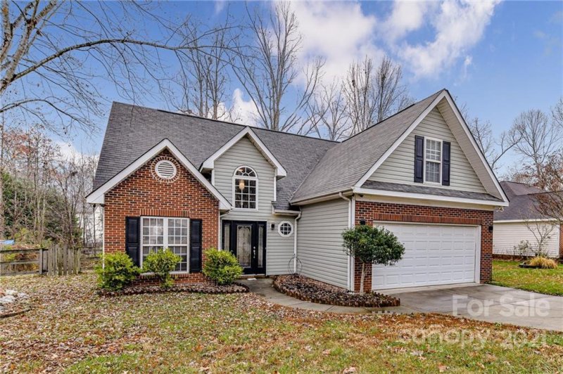 Property image 2 at 1620 Winthrop Lane, Monroe, NC 28110