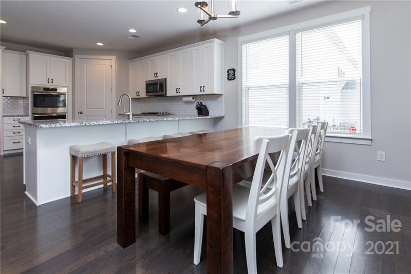 Property image 4 at 977 Bellegray Lane, Concord, NC 28027